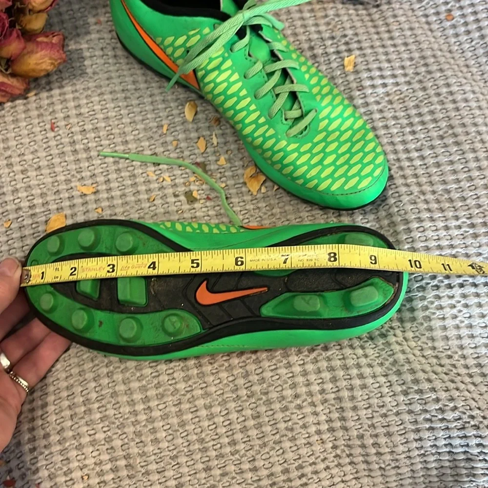Nike Jr Magista Lime Green  & Orange Youth Soccer Cleats Sz 3.5